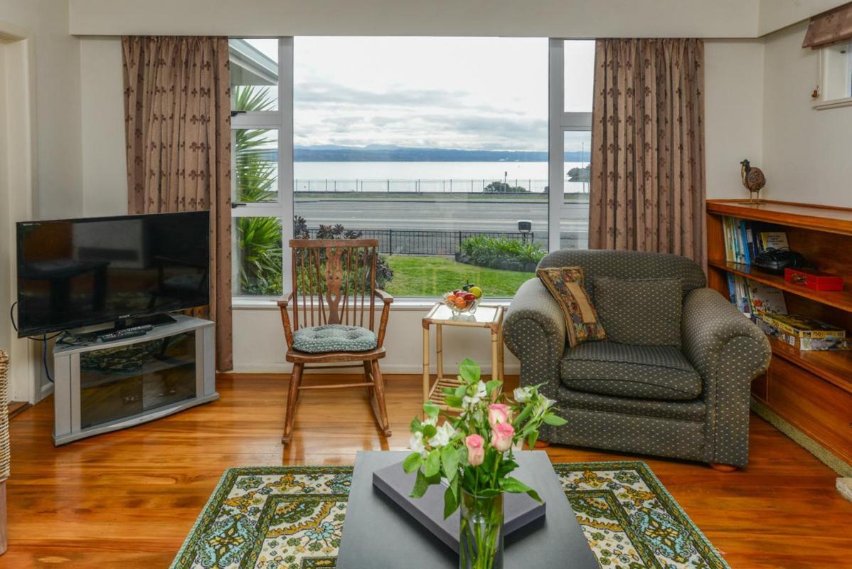 Breakwater Cottage - Napier Holiday Home Exterior foto