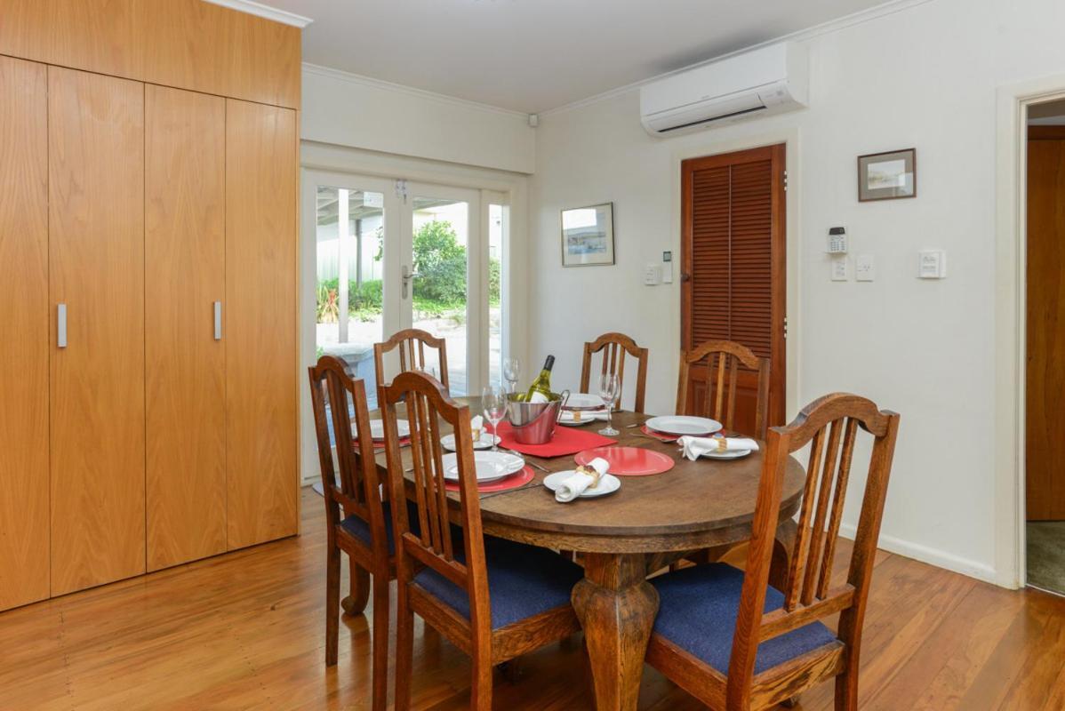 Breakwater Cottage - Napier Holiday Home Exterior foto